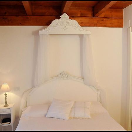 B&B Al Vecchio Borgo Barletta Oda fotoğraf